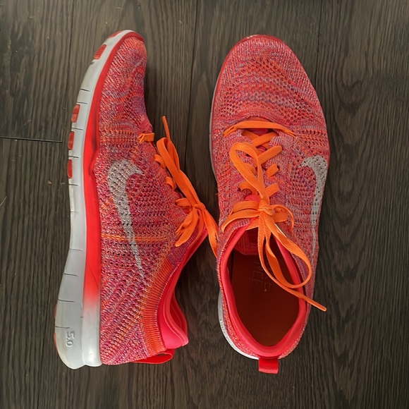 Nike Free 5.0 TR Flyknit in orange - Picture 4 of 5